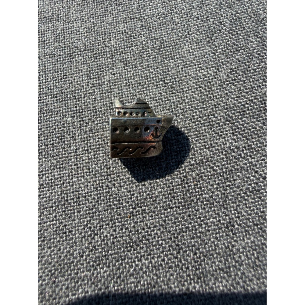 Cruise Ship Boat Bracelet Charm Nautical Anchor‎ Ocean Liner Silver Tone Charm